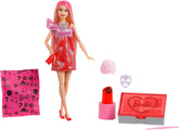 Barbie Party Unboxed Puppe und Accessoires, Glam Party Serie mit 10 Überraschungen, darunter eine rote glitzernde Puppe mit Farbwechseleffekt, JFY68