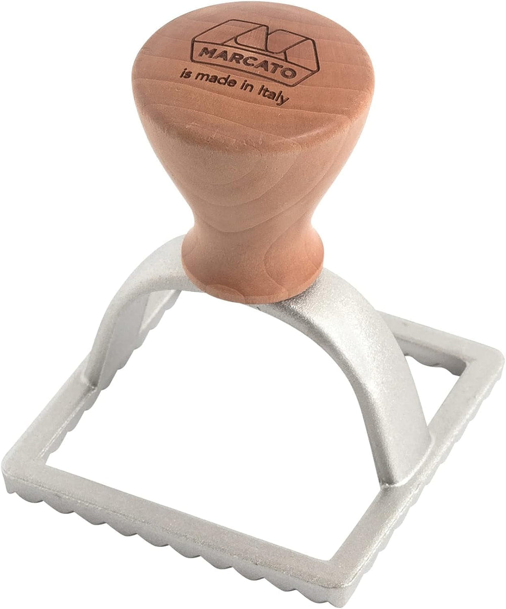 MARCATO Formă de ravioli și fursecuri, Aparat de ravioli, Forme de fursecuri, Lemn masiv și aluminiu turnat, Fabricat în Italia, Ștampilă pătrată de 58 mm