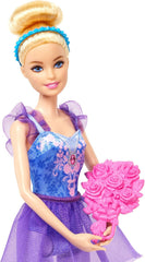 Barbie Ballettstudio Set mit 2 Puppen und 9 Zubehörteilen, blonde und brünette Ballerina-Modepuppen mit zusätzlichem Outfit und zum Tanzmotto passenden Teilen, HXC37