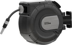 Rolă automată pentru furtun Güde 30-2-2 1/2 (rotație la 180°, pentru montare pe perete, furtun de 30 m, pulverizator de apă, suport de perete, retragere automată, opritor retragere, mâner de transport, 2 cuplaje rapide)