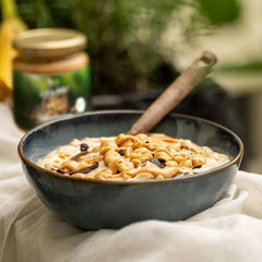 Muesli proteic pur Biozentrale - 375g - Organic cu miere - Ca cereale pentru micul dejun sau ca gustare