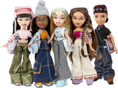 Bratz 20 Special Edition Modepuppe Cameron-Holografische Verpackung & Poster-Sammelpuppe-20 Yearz Motiv, Fan-Liebling Neuauflage von 2001-Mit 2 Outfits, Schuhen, Tasche & Mehr
