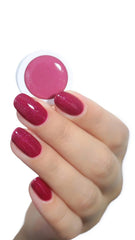 Oja UV alessandro Striplac Elegant Ruby – Delicată și de lungă durată – Îndepărtare ușoară datorită tehnologiei de îndepărtare peel-off – Vegană și cruelty-free – 8 ml