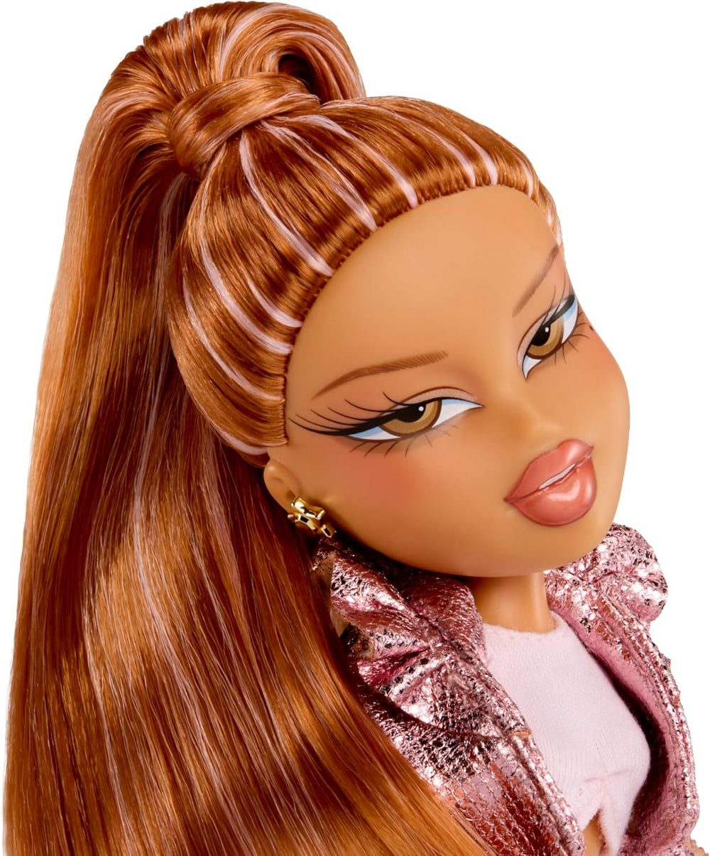 BRATZ Pop Starz Yasmin – Păpușă la modă cu talisman de colecție, ținută și accesorii muzicale