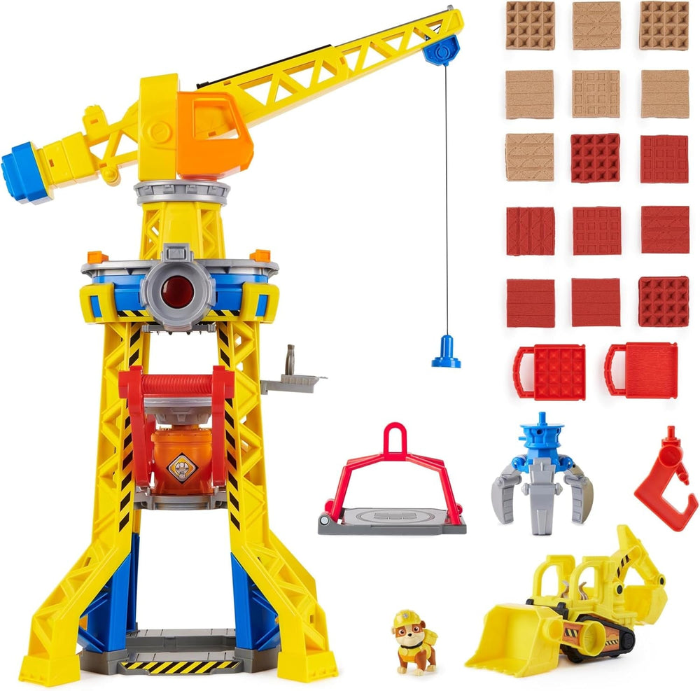 Rubble & Crew - Kran-Spielset Baupfoten Hof 68 cm, mit Rubble-Figur, Planierraupen-Fahrzeug und 340 g Build-it Kinetic Sand, Licht und Sound, ab 3 Jahren