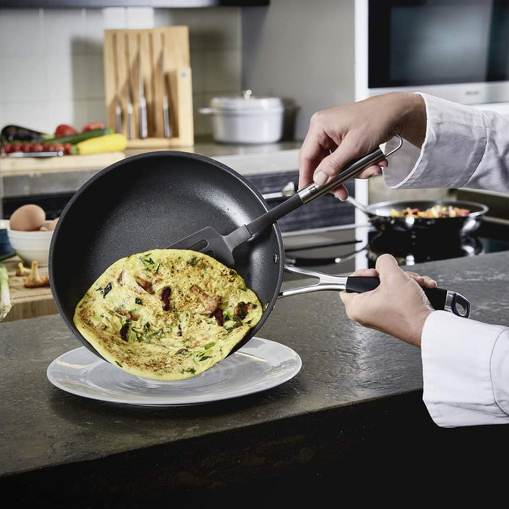 Tigăi ZWILLING CORNELIA POLETTO, cu strat antiaderent în 4 straturi cu particule de diamant, oțel inoxidabil 18/10, pentru toate tipurile de plită, inclusiv inducție Oale si Tigai Naty Shop