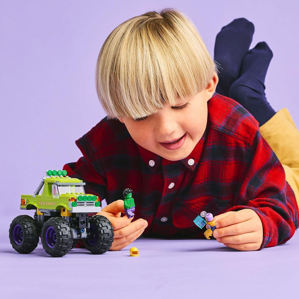 LEGO ǀ Marvel Hulk-Truck vs. Thanos - Kreatives Superhelden Spielzeug - Avengers Fahrzeug und Minifiguren - Monstertruck für Spielspaß - Geschenk für Jungen und Mädchen ab 7 Jahren - 76312