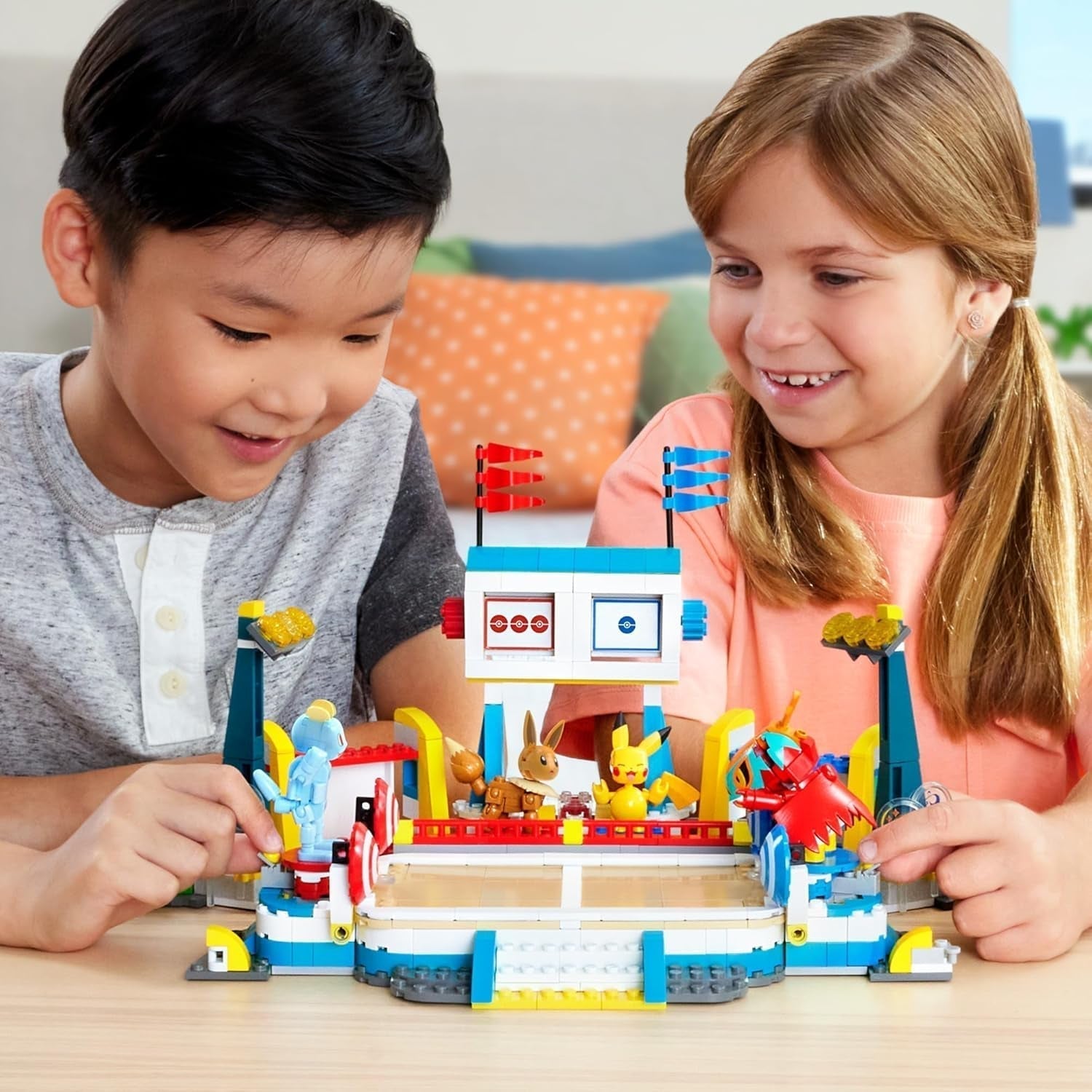 MEGA Pokémon Action Figure Building Toy, Arena de antrenament cu 1101 piese, joc de lupte și 5 figuri mobile pentru copii, HWR82 Action figures Naty Shop