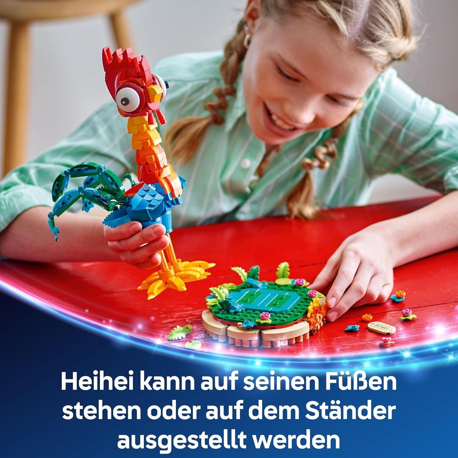 LEGO ǀ Disney Vaiana 2: Heihei Spielzeug - Tierfigur zum Spielen & Ausstellen mit drehbarem Kopf, beweglichen Flügeln & Schwanzfedern sowie Ständer - Geschenk für Mädchen ab 9 Jahren - 43272