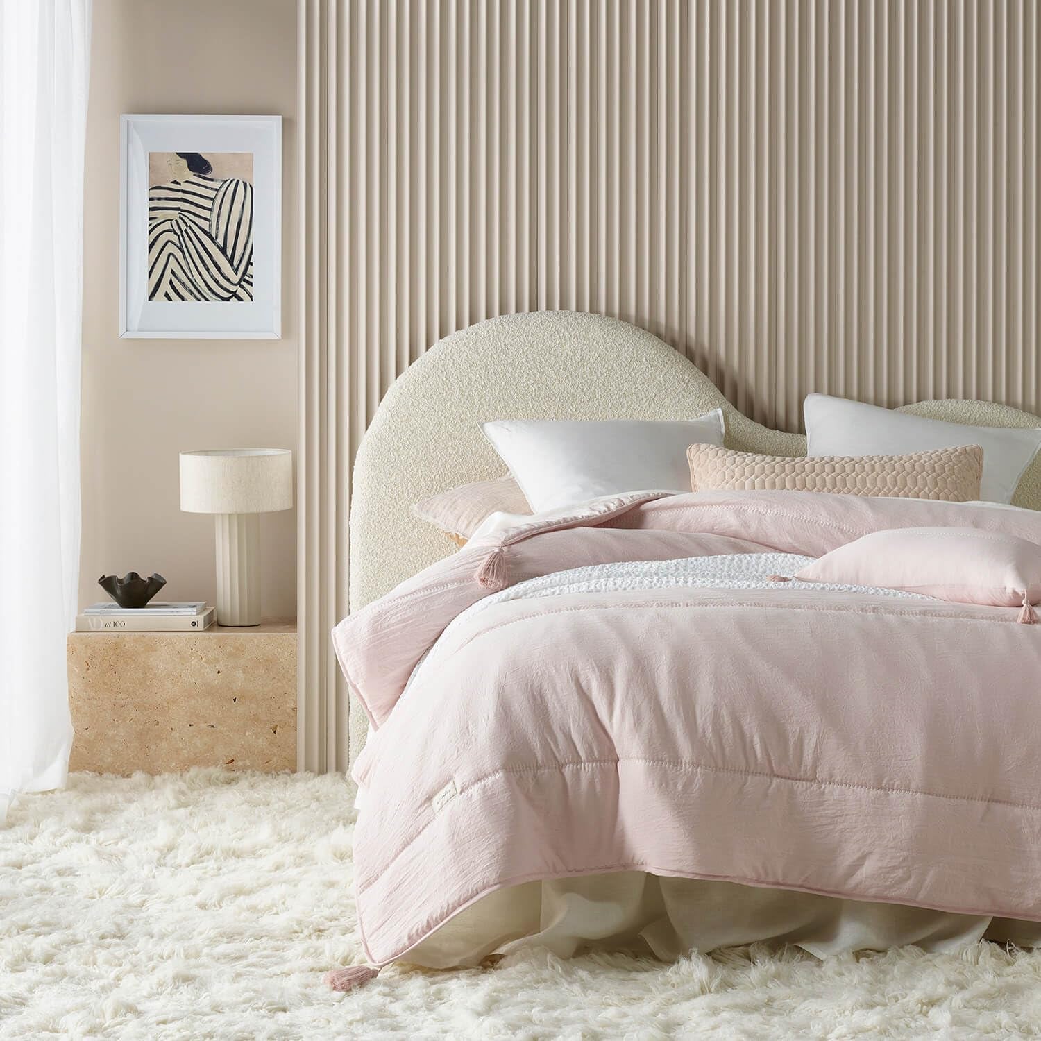 ROOM99 Noemi Cuvertură de pat elegantă în crem 170 X 210 Cm Cuvertură de pat versatilă ca cuvertură de pat sau canapea Pătură de aruncat pentru pat și canapea Stilul quilt Ideal ca cuvertură de pat Paturi si Cuverturi Besuche den ROOM99-Store Roz pudră 240X260
