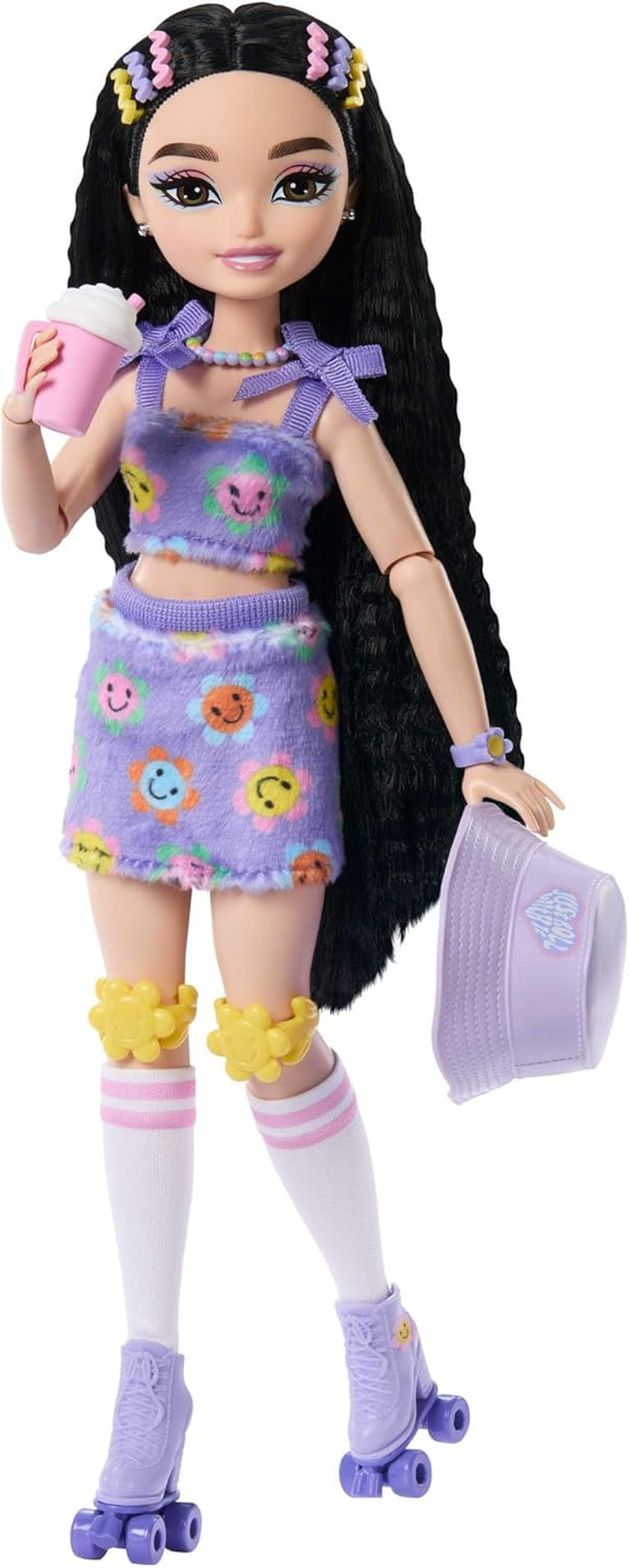 Barbie Dream Besties Puppe und Zubehörteile, bewegliche Barbie Malibu Rollschuh-Modepuppe mit blondem Haar, 9 Teile zum Thema Make-up, JFX96