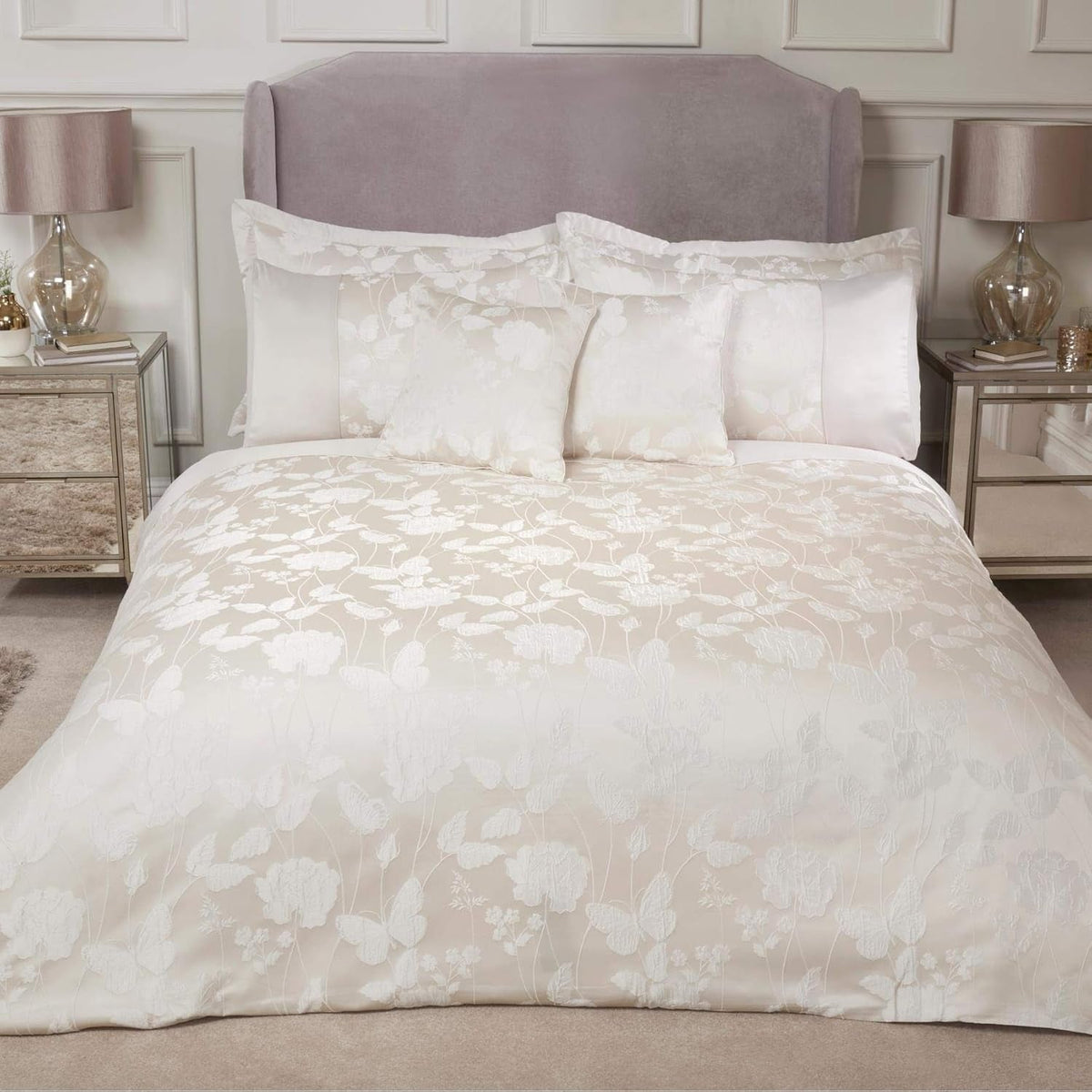 Plapumă Emma Barclay Butterfly Meadow pentru pat king-size, 100% poliester, culoare crem Plapumi si pilote Naty Shop Culoare crem Dimensiune rege