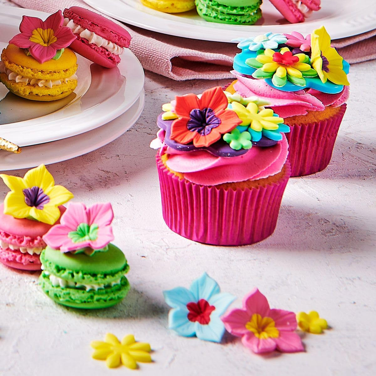Colorant alimentar Funcakes Gel Roz Bombon: Colorant alimentar foarte concentrat pentru aluat, cremă, fondant, marțipan, produse de patiserie, dozare ușoară, picături individuale pentru a crea culori vibrante, Halal, 30 g