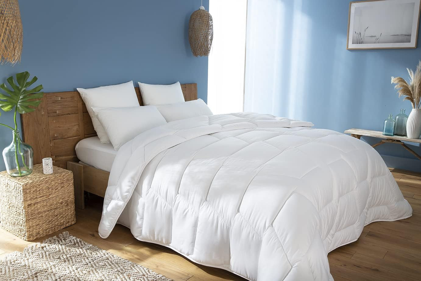 Abeil Couette Attitude Coton Légère 240 X 260 Cm Organic Quilt Attude Lightweight, bumbac, poliester, alb Plapumi si pilote Naty Shop