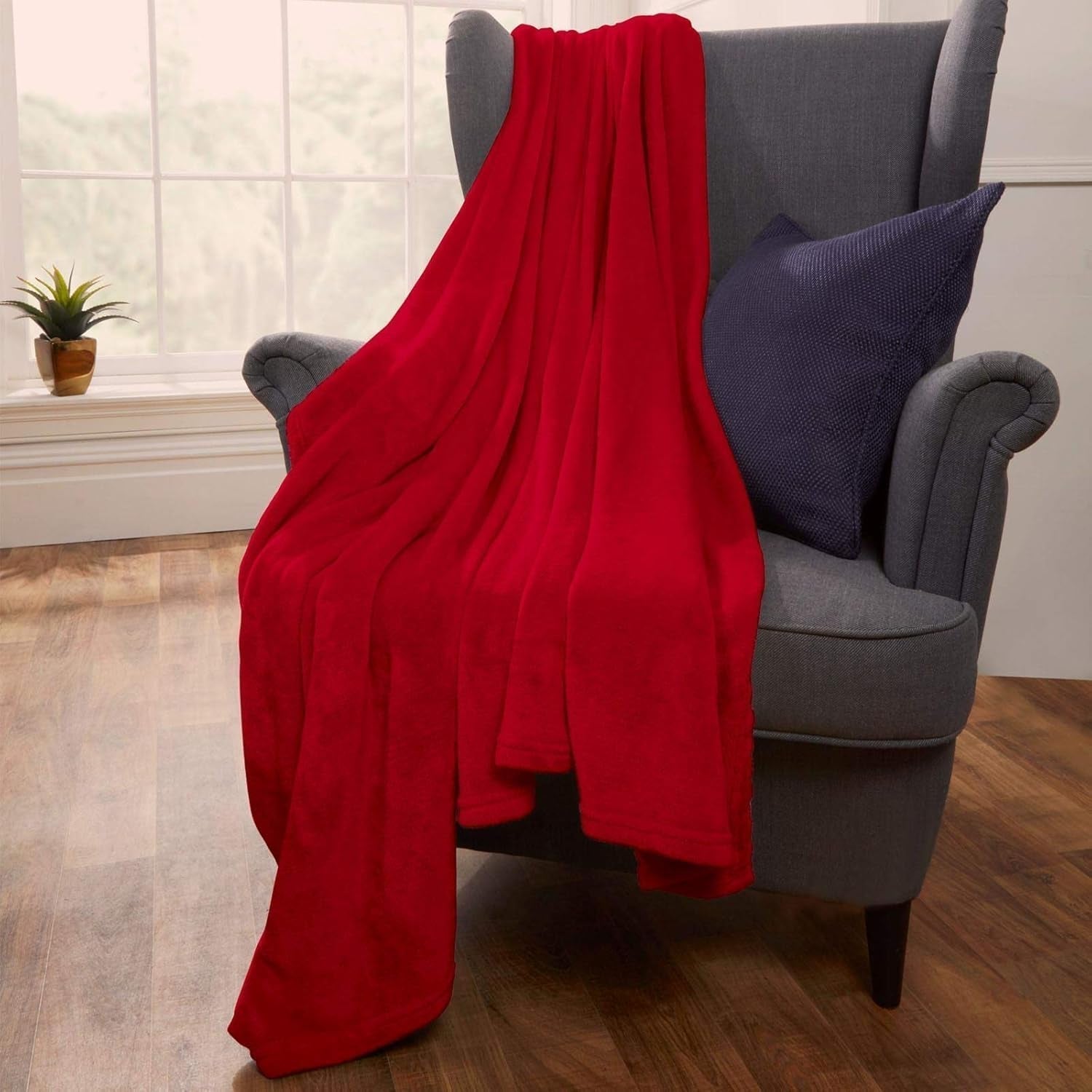 Cuvertură de pat Brentford's Ultra Soft Fleece, Silver Grey, Large Double - 150 X 200Cm Paturi si Cuverturi Besuche den Brentfords-Store Roșu 150 X 200 Cm