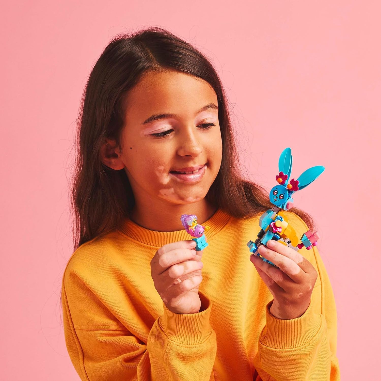 LEGO DREAMZzz Bunchus kreative Tierabenteuer, Spielzeughase für Kinder, 20-in-1 Fantasy-Spielset mit der Minifigur Izzie, Geschenk für Mädchen und Jungen ab 7 Jahren 71488