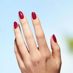 OPI Nature Strong Red and Orange Shades – ojă de lungă durată cu o formulă vegană, inovatoare, care conține ingrediente naturale – pentru unghii strălucitoare