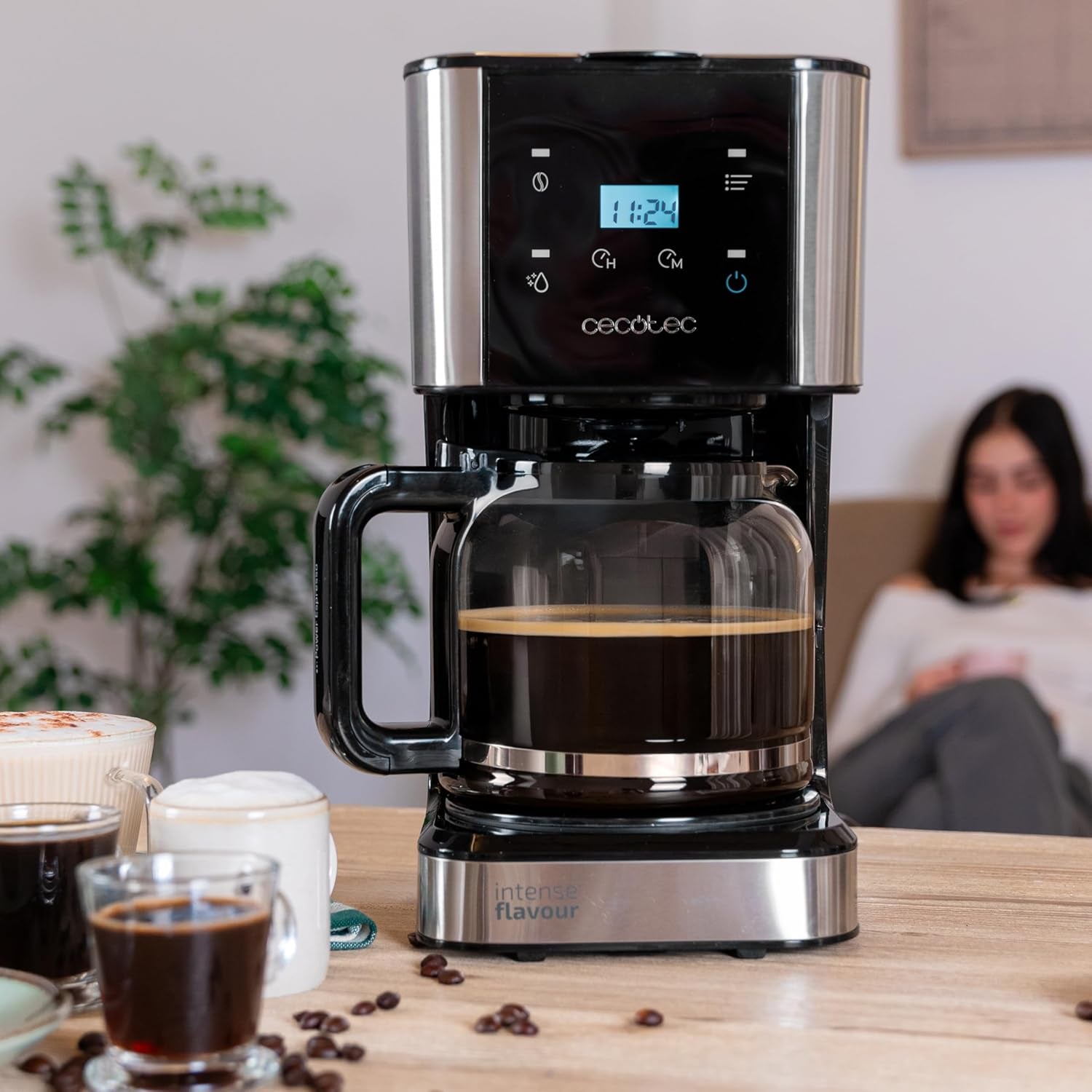 Espressor cu filtru Cecotec Coffee 66 Drop and Touch, putere 950 W, 1,5 L, 12 cești, ecran tactil, carafă din sticlă, cronometru 24 de ore, 6 comutatoare, filtru reutilizabil tip plasă