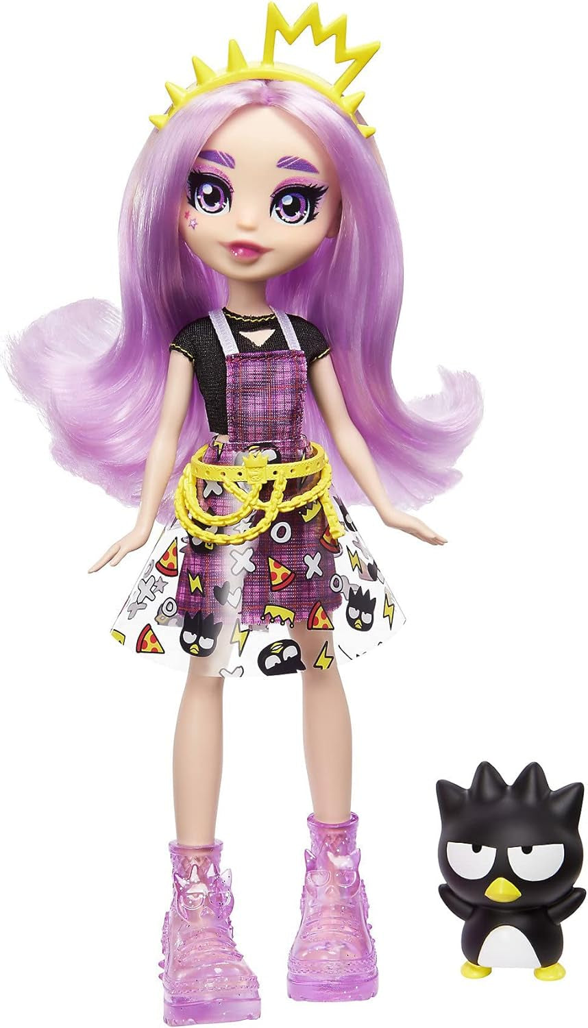 Mattel Hello Kitty GWW98 - Sanrio Badtz-Maru Figur und Jazzlyn Puppe (ca. 25,4 cm) mit Kleidung und Accessoires, langem lila Haar und trendigem Outfit, tolles Geschenk für Kinder ab 3 Jahren
