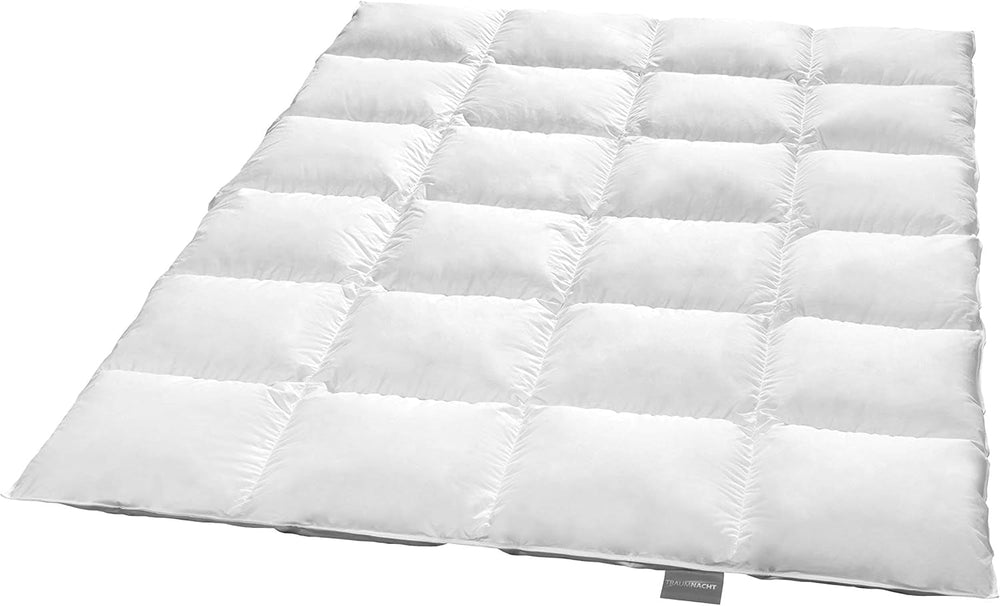 Traumnacht Basic Plapumă ușoară din puf cu puf alb nou (60%) și pene (40%), DIN EN 12934, 135 X 200 Cm, Down Pass și certificat Oeko-Tex, produs în conformitate cu standardul de calitate german Plapumi si pilote Naty Shop 90 la sută puf / 10 la sută pene Pătură caldă de iarnă 220 X 240