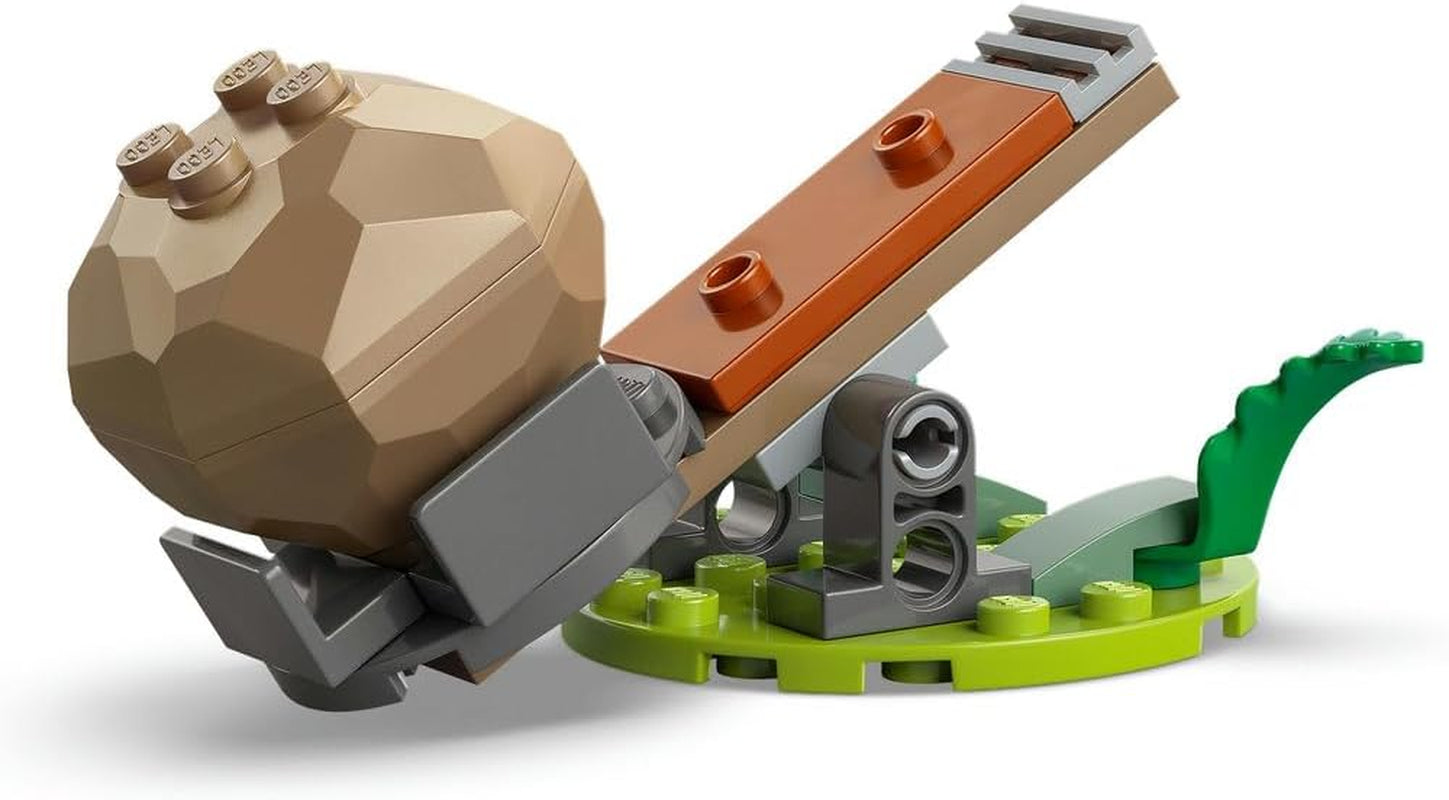 LEGO Sonic the Hedgehog Knuckles vs. Dr. Eggmans Egg Crusher Mech - Kreatives Spielzeug mit 2 Minifiguren, Ringe & Chaos Emeralds - Gamer Geschenk Jungen & Mädchen ab 8 Jahren - 77005
