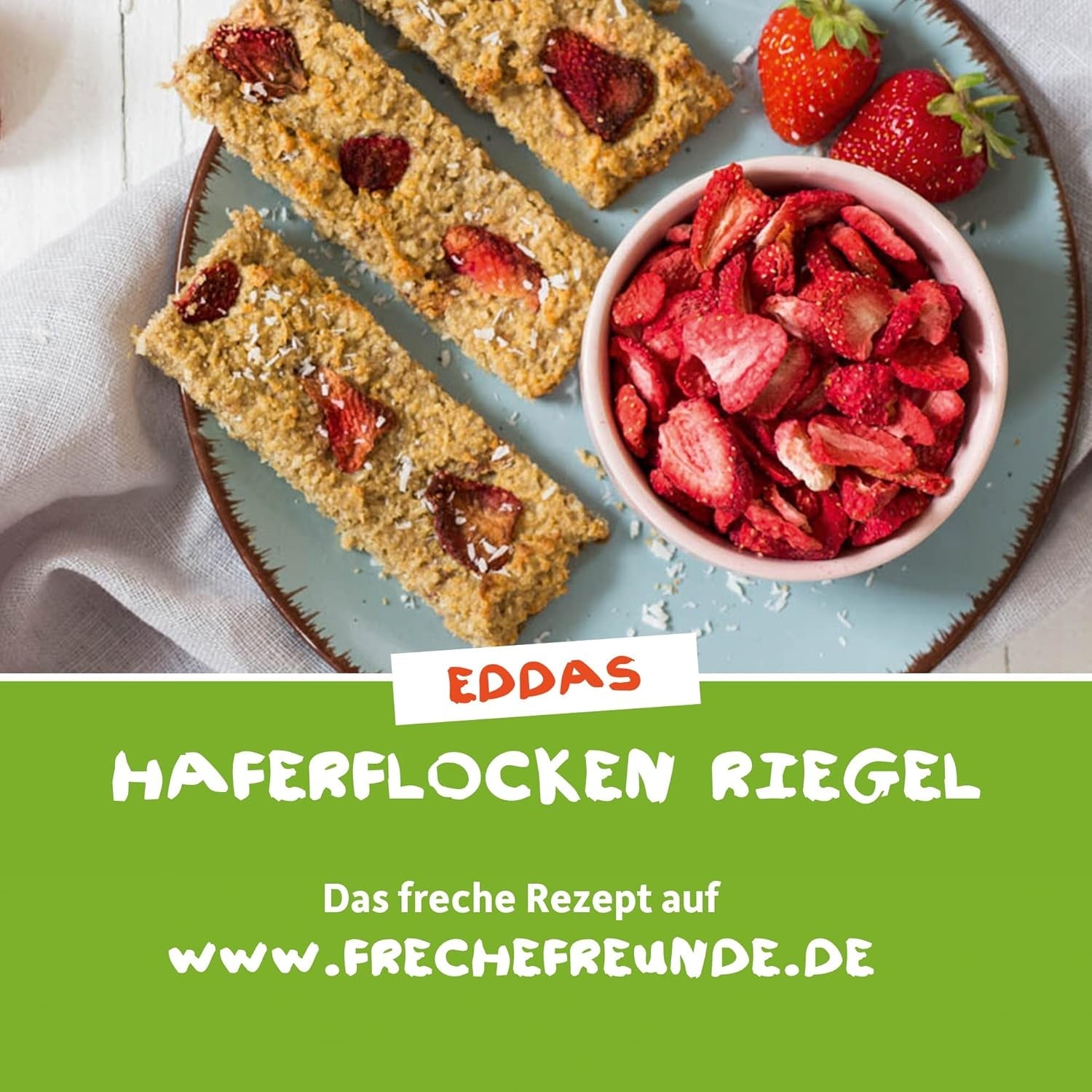 FRECHE FREUNDE Chipsuri de fructe cu căpșuni organice, chipsuri de fructe liofilizate, fructe uscate feliate naturale fără zahăr adăugat, vegane, fără lactoză, fără gluten, pachet de 12 (12 x 12g)