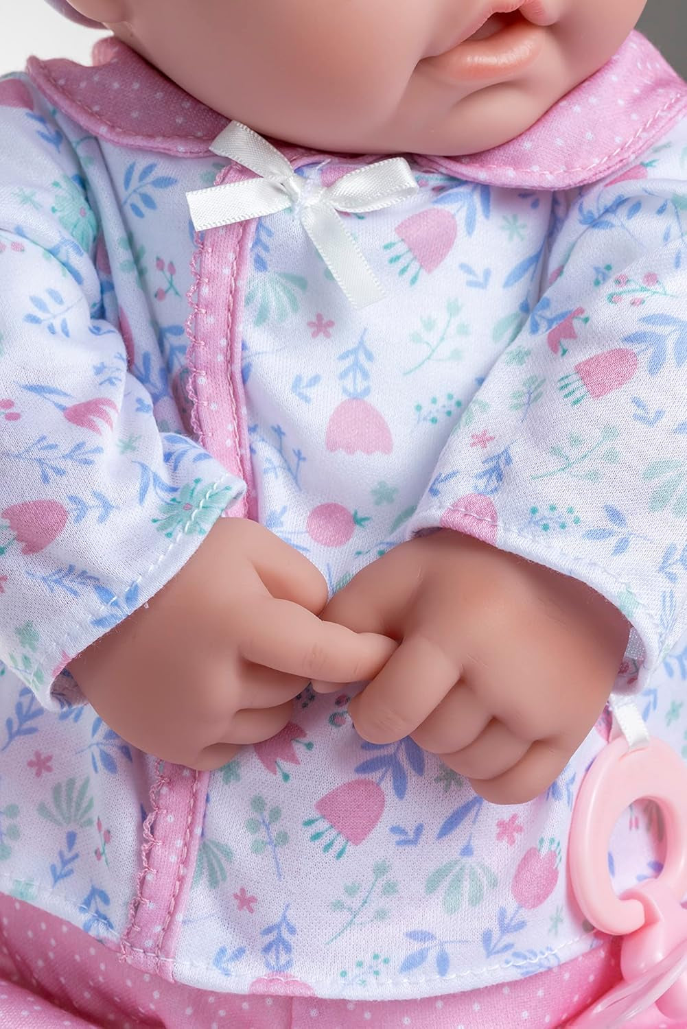 JC Toys La Baby Puppe mit weichem Körper, waschbar, magische Flasche und Schnuller, rosa und weiß, Blumenmuster, entworfen in Spanien, 2 Jahre