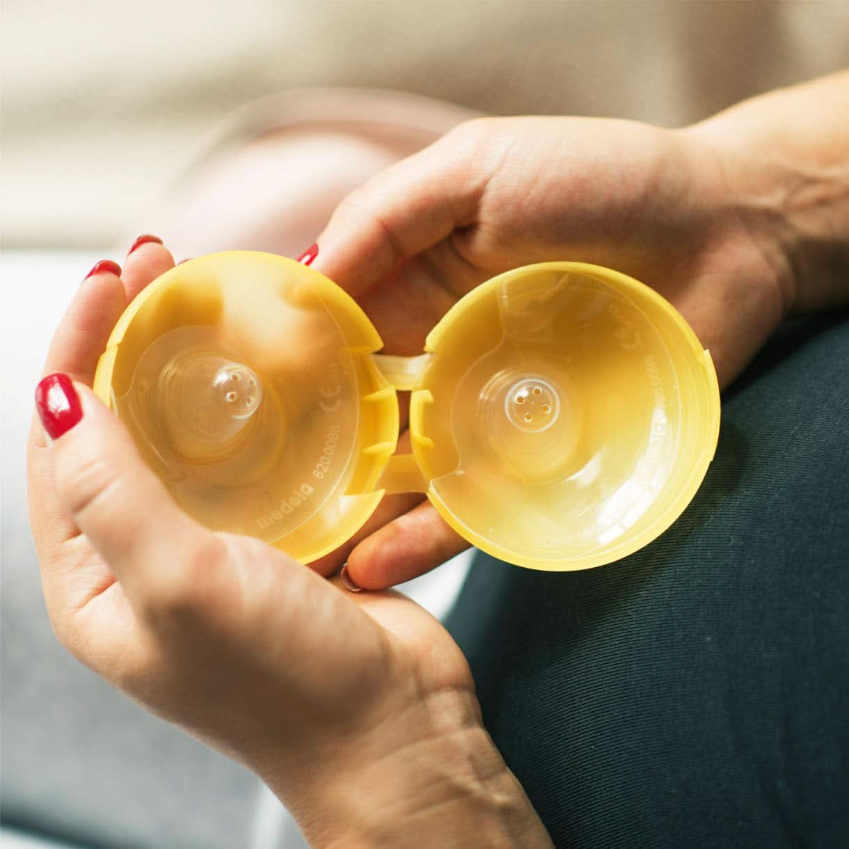 Medela 200.1631 Nipple Shield, multicolor Accesorii Hrana si Alaptare Bebe Naty Shop