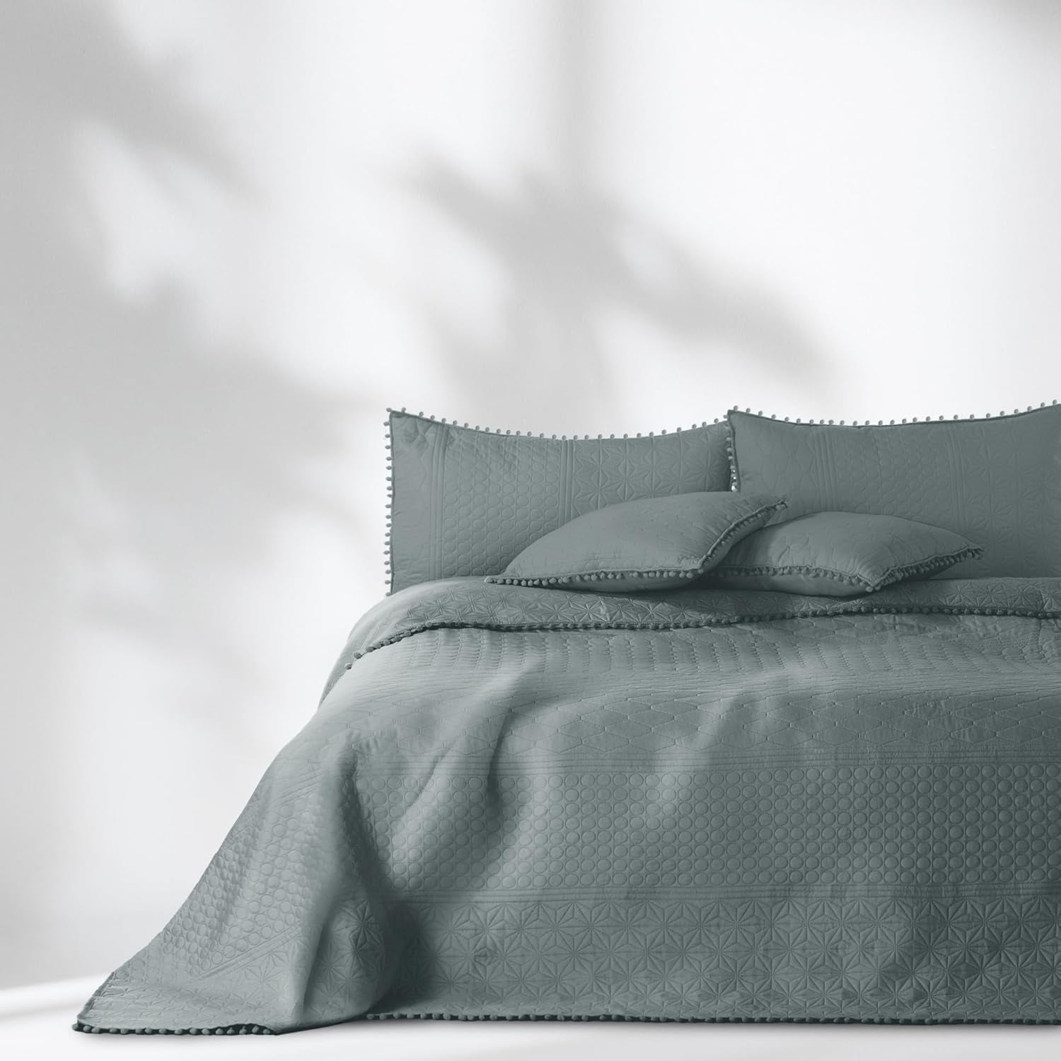 Ameliahome Cuvertură de pat cu pompoane 220X240 Cm Cuvertură de pat cu două fețe Ultrasonic Quilting Poliester Meadore Grey Paturi si Cuverturi Besuche den AmeliaHome-Store