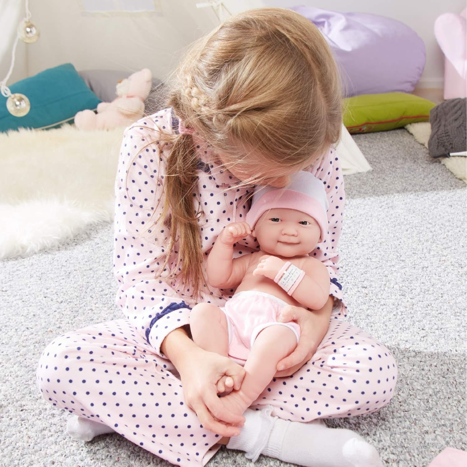 JC TOYS (18543_A Babypuppe, mit 8-teiligem Zubehör-Set, 36 cm