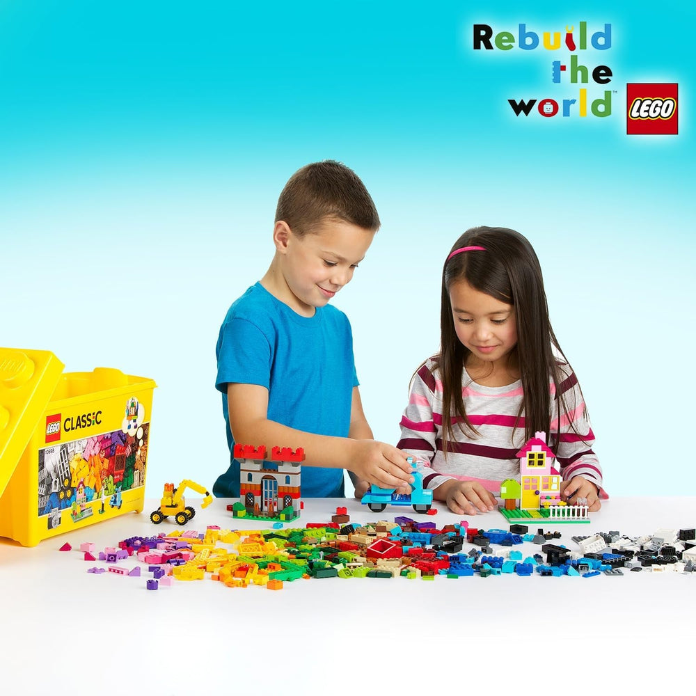 LEGO Classic Große Bausteine-Box, Konstruktionsspielzeug für Mädchen und Jungen mit Aufbewahrungsbox, enthält Bunte Steine, Reifen, Türen, etc. in 33 Farben, Geschenk für Kinder ab 4 Jahren 10698