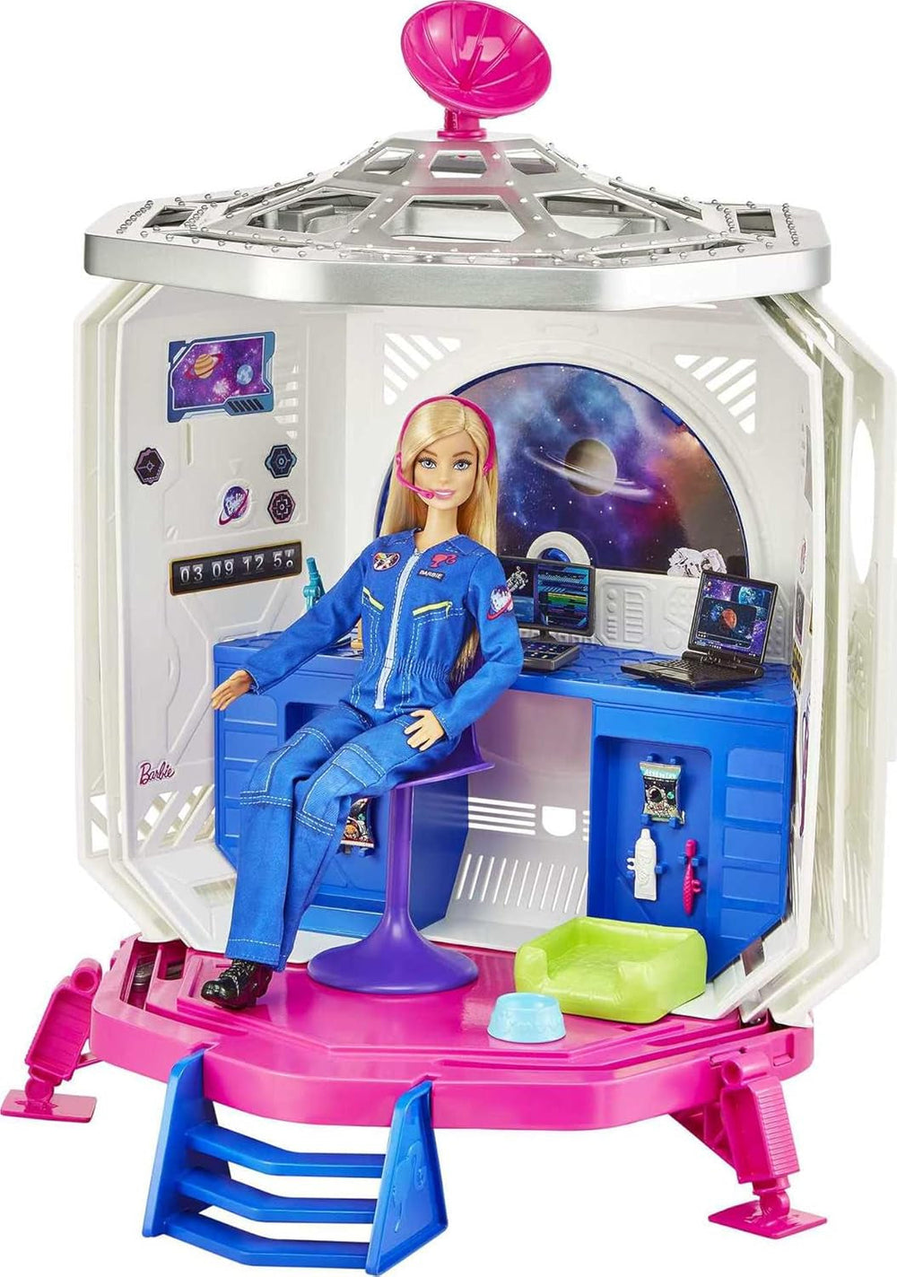 Barbie GXF27 - Stație Spațială Aventură Spațială, Păpușă Spațială, Cățeluș, Stație de Lucru, Scene Spațiale, 20 de Accesorii, Jucărie Cadou pentru Copii cu Vârsta de 3 Ani și Peste
