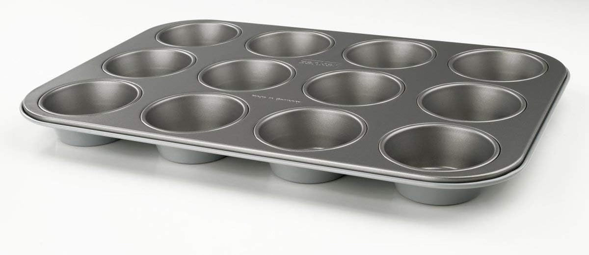Forma pentru brioșe Zenker cu 12 forme de copt (Ø 7 cm), pentru brioșe și cupcakes, dimensiuni: 38,5 x 26,5 x 3 cm Matrite si tavi pentru copt Naty Shop