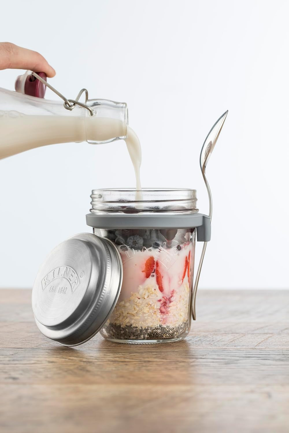 Borcan de mic dejun Kilner cu lingură / 350 ml, Ø 9,5 cm / 5 piese | cană pentru muesli la pachet / non-toxic / recipient din sticlă cu capac pentru muesli, terci și iaurt / recipient pentru ovăz peste noapte Cutii depozitare alimente Naty Shop
