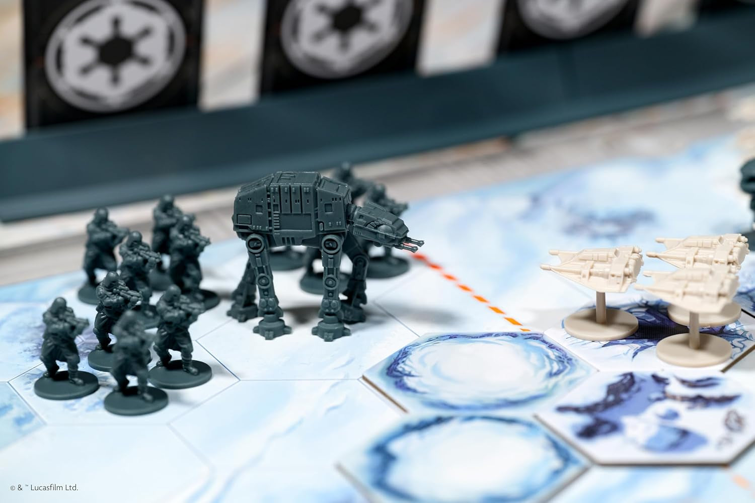 Days of Wonder, Star Wars Battle of Hoth – Joc de societate strategic pentru 2-4 jucători cu vârsta de 8 ani și peste – cu 74 de miniaturi și 17 scenarii – Empire vs. Rebels – Joc pentru familie și experți