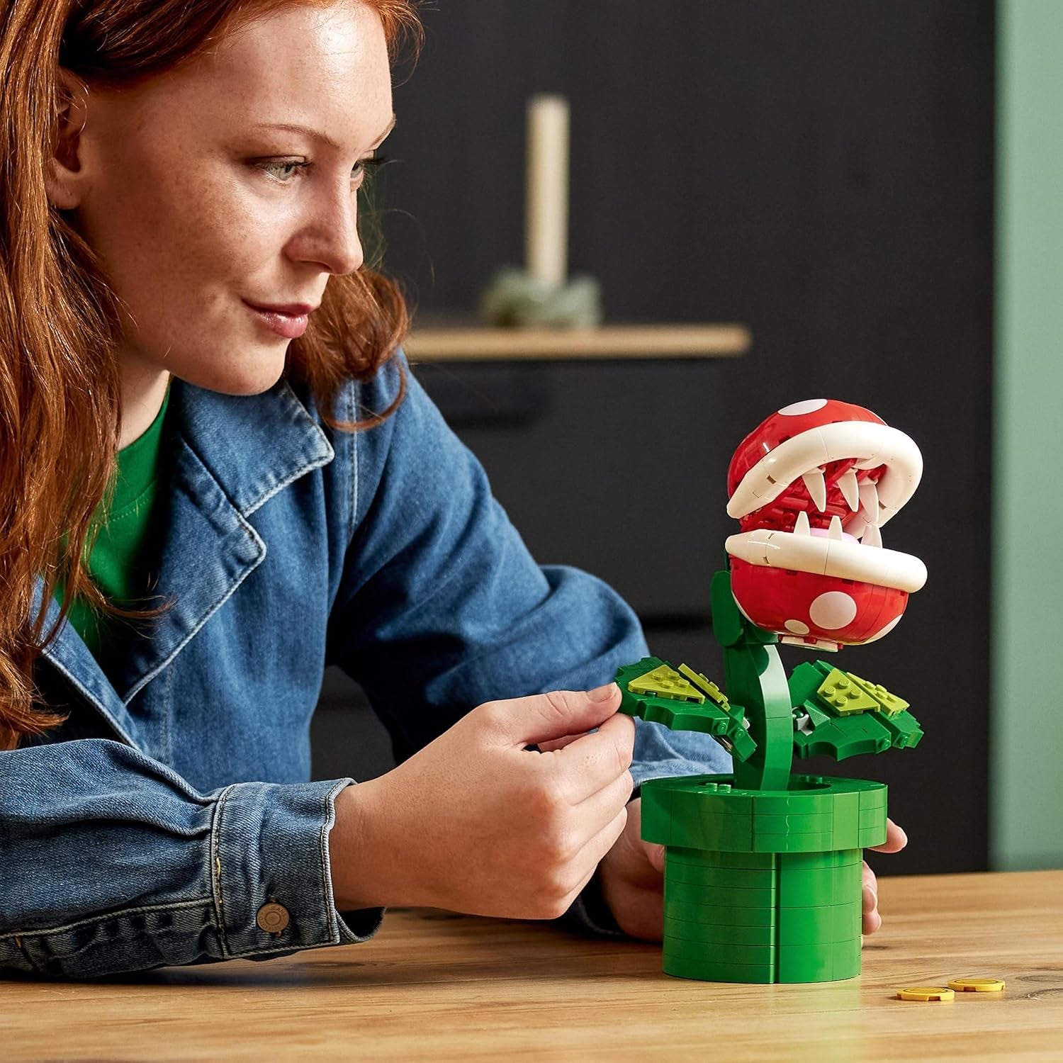 Lego 71426 Super Mario Piranha-Pflanze Set, bewegliche Figur mit Pfeife und 2 Münzelementen, Modellbausatz für Erwachsene zum Bauen, Schlafzimmer-Deko, Geschenk für Männer, Frauen und Jugendliche