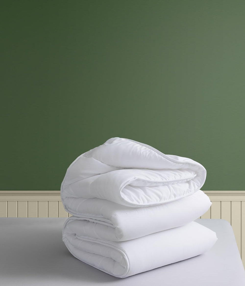Plapumă din fibre de silicon, tratament cu aloe vera, 300 G, toamnă/iarnă, pentru pat de 90 cm (150 X 220 cm) Plapumi si pilote Naty Shop