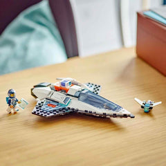 LEGO City Raumschiff, Weltraum-Spielzeug mit Space Shuttle für Kinder zum Bauen, Jungen und Mädchen ab 6 Jahren, Set mit Astronaut-Figur 60430