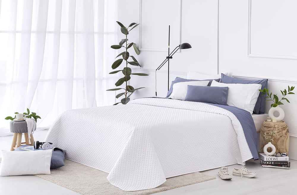 Cuvertură de pat Todocama Fine Boutique cu motiv Piqué, pentru primăvară, vară, toamnă și iarnă, 100% microfibră foarte moale, cuvertură multifuncțională, 140/150/160-250 X 260 cm, gri deschis Paturi si Cuverturi Besuche den Todocama-Store Alb 250 X 260 Cm