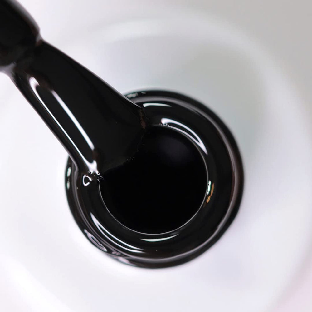 Oja UV alessandro Striplac Midnight Black – Delicată și de lungă durată – Îndepărtare ușoară datorită tehnologiei de îndepărtare peel-off – Vegană și cruelty-free – 8 ml