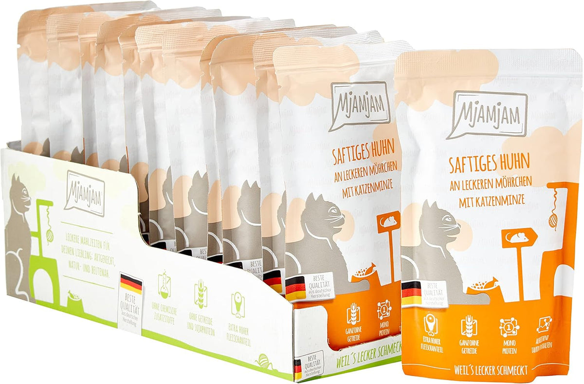MjAMjAM - Hrană umedă premium pentru pisici - pungă compresibilă - pui suculent cu morcovi delicioși, pachet de 12 (12 x 125 g), fără cereale cu carne suplimentară