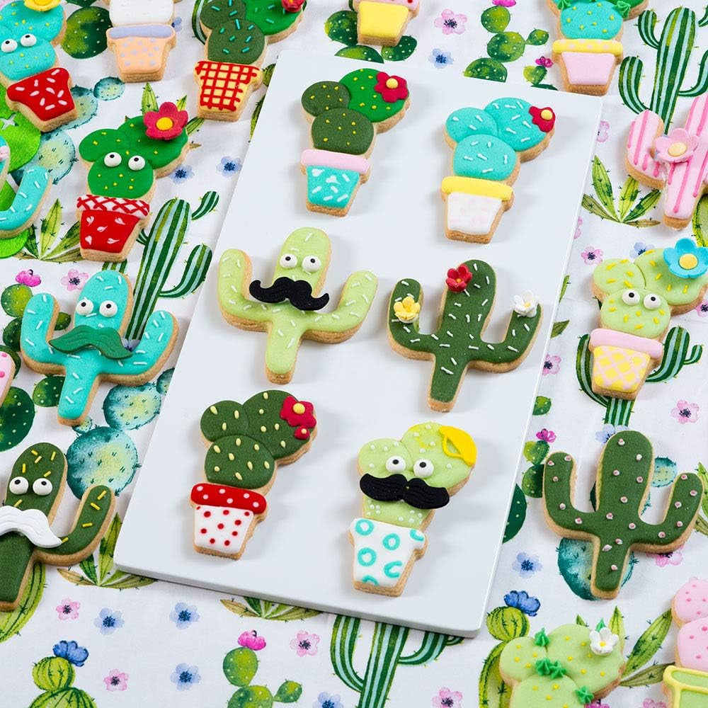 0255072 Formă de tăiat cactus din plastic, set de 2 bucăți, 9 x 2,2 cm, verde