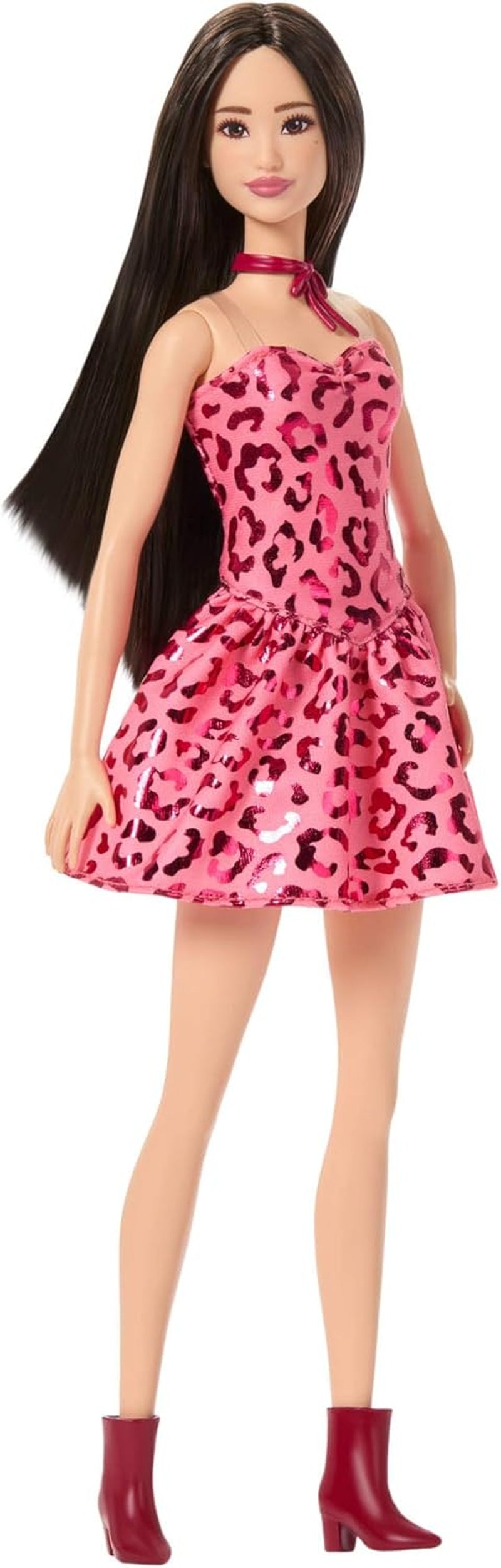 Barbie Fashionistas Puppe Nr. 246 in einem rosa, trägerlosen Kleid mit Leopardenmuster, mit schwarzem Haar und Zubehörteilen wie einem Schleifenhalsband und Stiefeln, JJN59