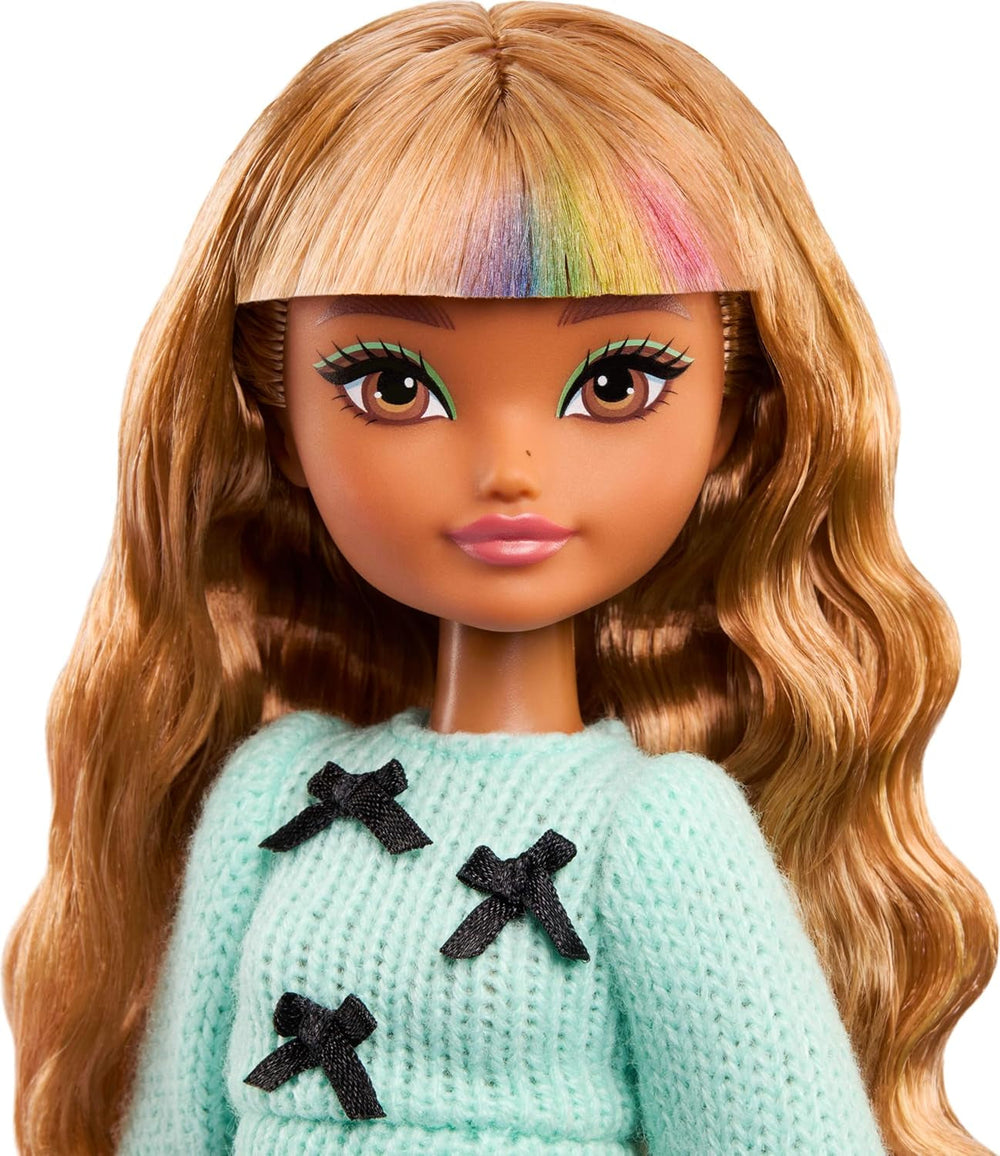 Barbie Dream Besties Puppe und Accessoires, bewegliche Zia-Modepuppe mit ausziehbaren Moden und welligem, braunem Haar, 7 Teile zum Thema Haar und Mond, JGG36