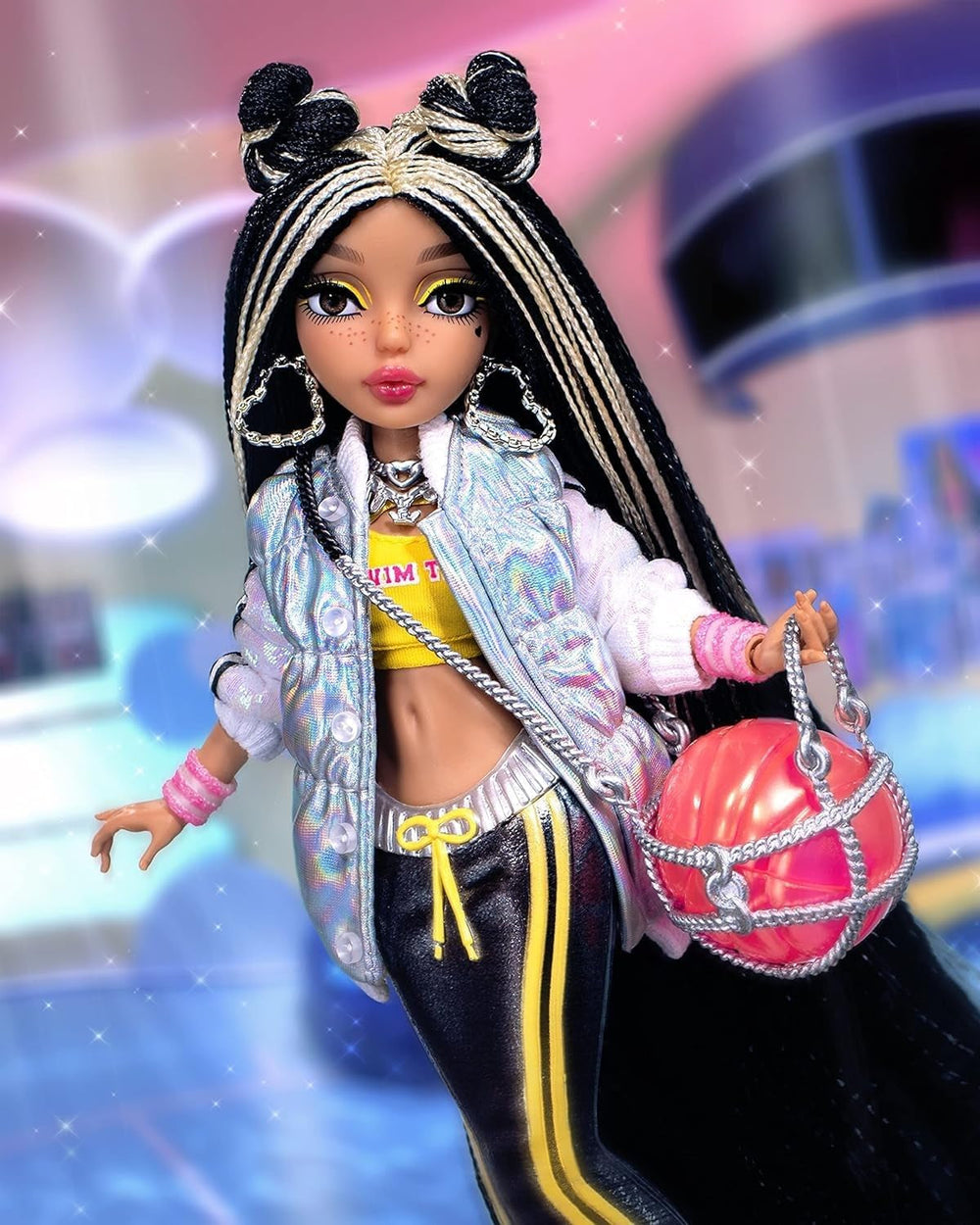 MGA Entertainment Mermaidz - JORDIE - Meerjungfrauen Puppe mit Farbwechsel & Schwarz-Blondem Haar - Inklusive Outfit & Zubehör - Voll beweglich - Zum Sammeln - Für Kinder ab 4 Jahren 580836