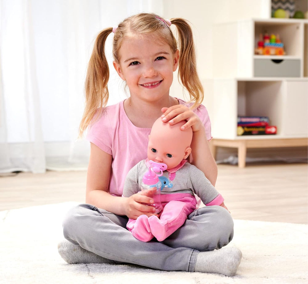 Simba 105140066 - Laura Interactiv, Weichkörperpuppe mit Schlafaugen, brabbelt bei Bewegung, trinkt von Flasche und schläft EIN, 40cm, Babypuppe ab 2 Jahre