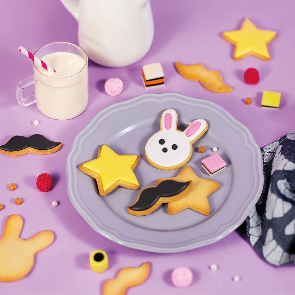 CHEFCLUB, Forme de biscuiți magice pentru fursecuri, Forme de biscuiți cu modele imaginative, Set de 3 forme de biscuiți metalice, inclusiv rețetă, Vârste 4+