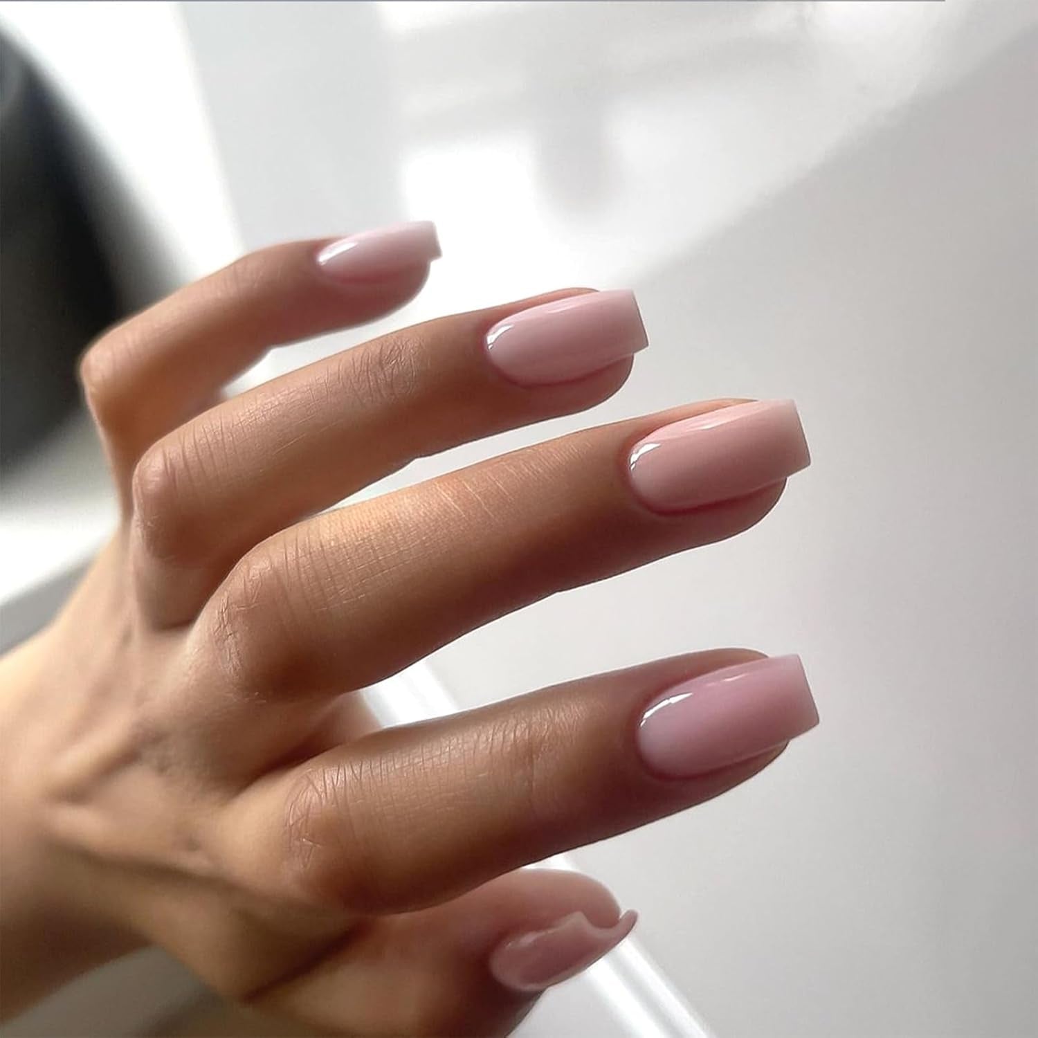 24 bucăți unghii false roz, culoare solidă, autoadezive, unghii artificiale neutre, pătrate medii, gel moale pentru femei, DIY, unghii false strălucitoare cu acoperire completă