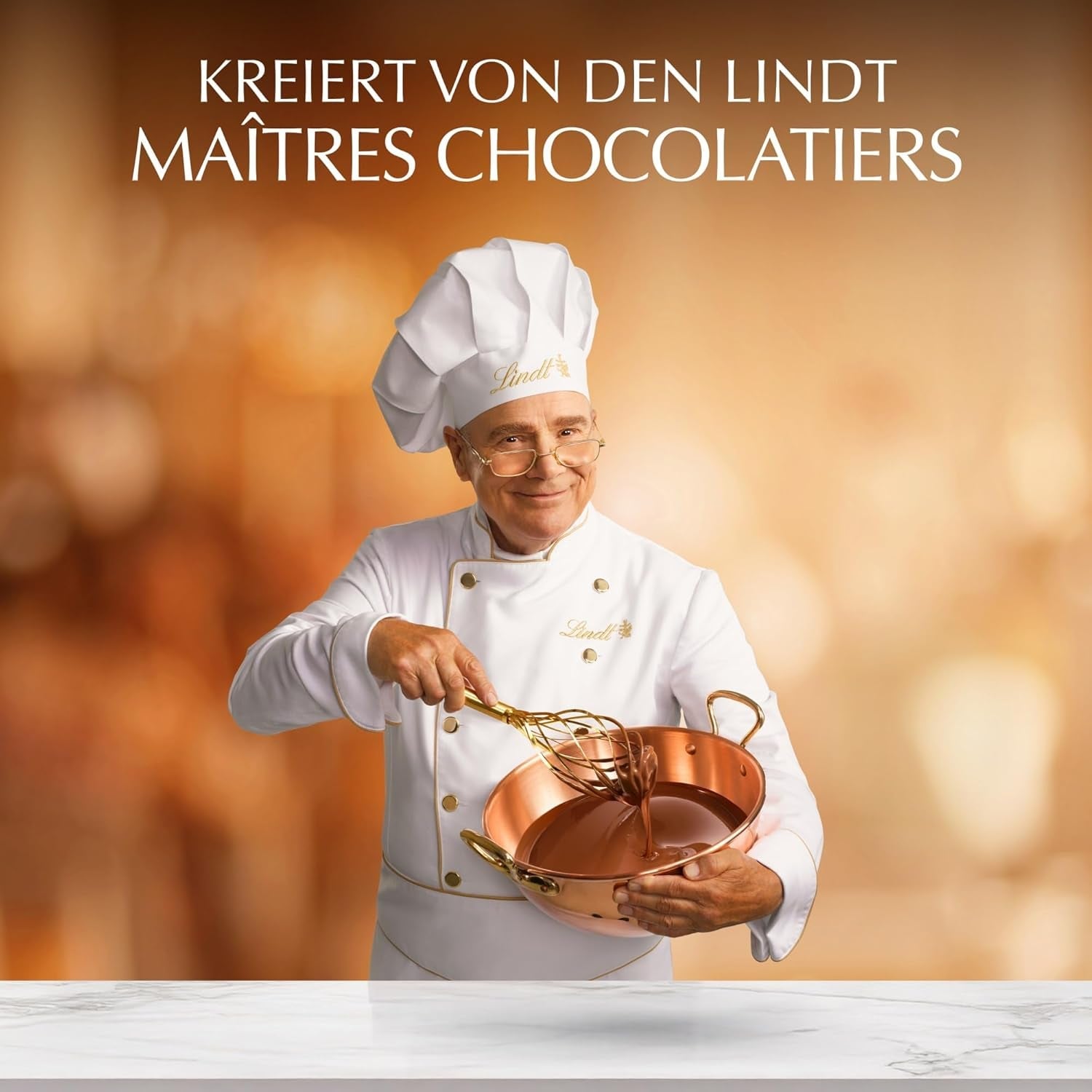 Ciocolată Lindt | Pliculeț de ciocolată cu lapte NUXOR | 103g | Cuburi cremoase de ciocolată cu lapte Gianduja cu alune de pădure prăjite | Cadou de ciocolată