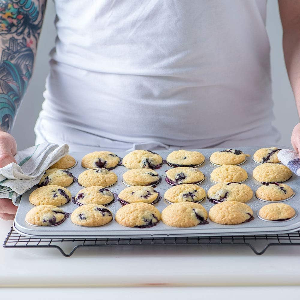 0070035 BACKFORM FÜR 24 MINI MUFFINS 38,5 X 26 X 2 H CM Matrite si tavi pentru copt Naty Shop